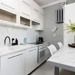 Vistula River Urban Jungle Apartment